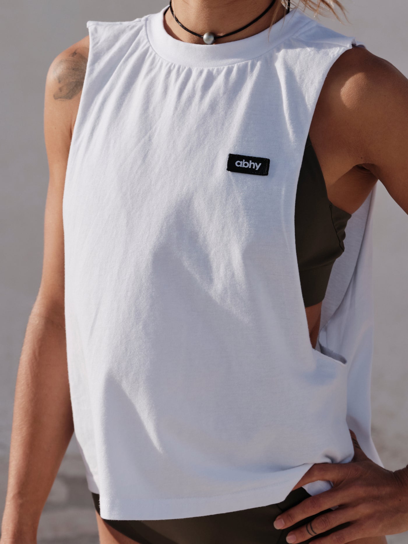 Cut-off Tank - Pure White - abhy®